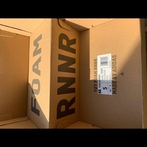 Yeezy Foam Runners Mineral Blue